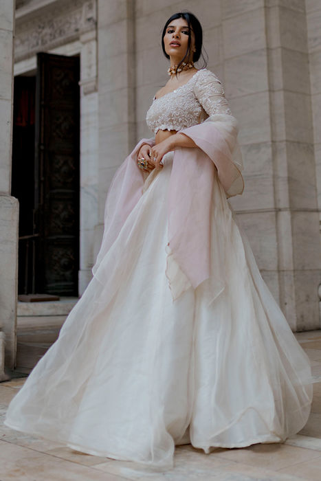 Rohma lehnga choli