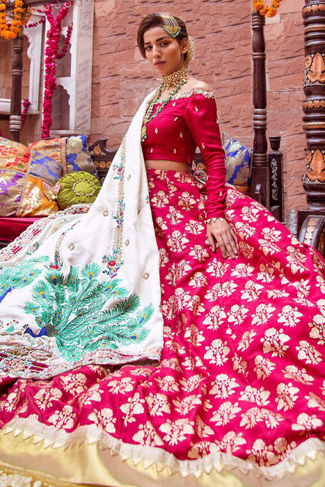 Peacock chaddar