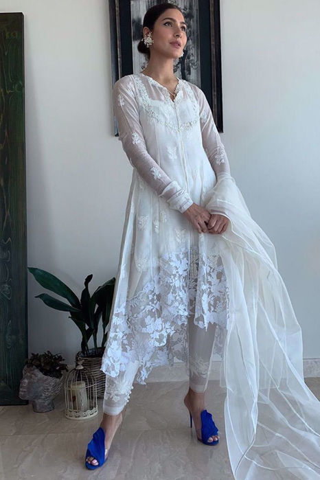 Picture of Thank you Kiran Malik for making something so delicate and intricate, look so beautiful