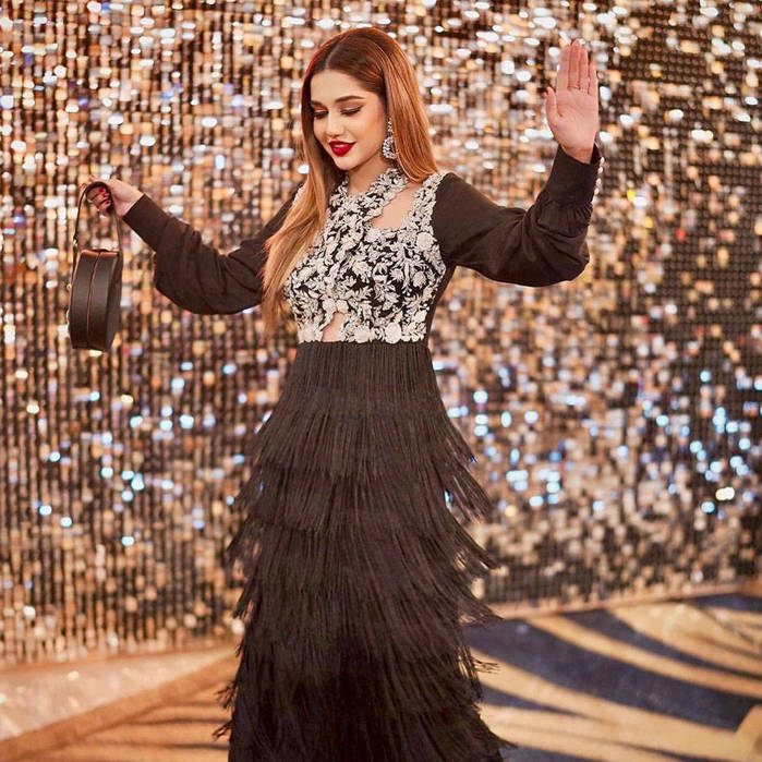 Picture of Minahil watto looks beautiful in our midnight dream