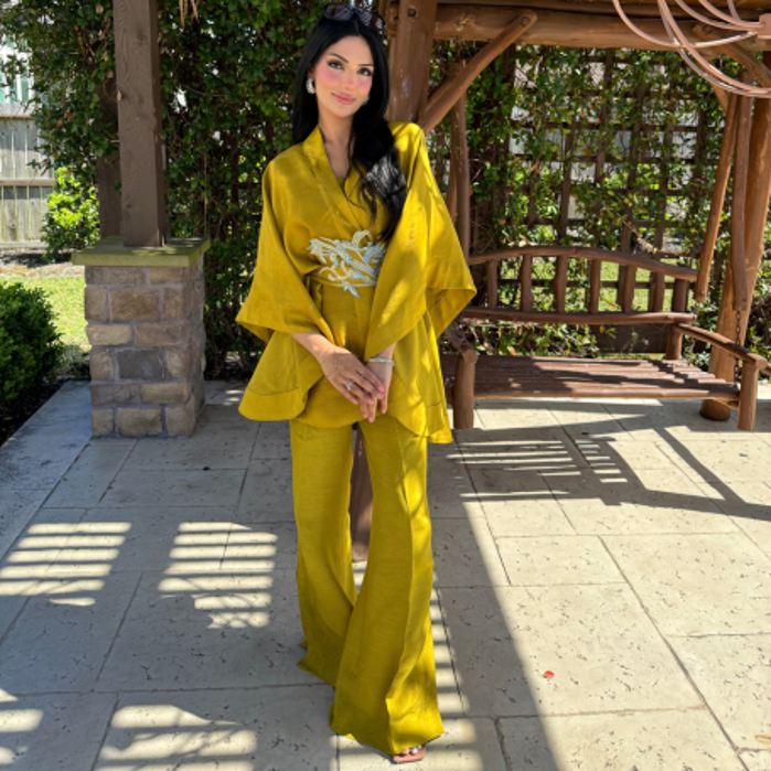 Picture of Hafsa Malik in our Honey Dream outfit